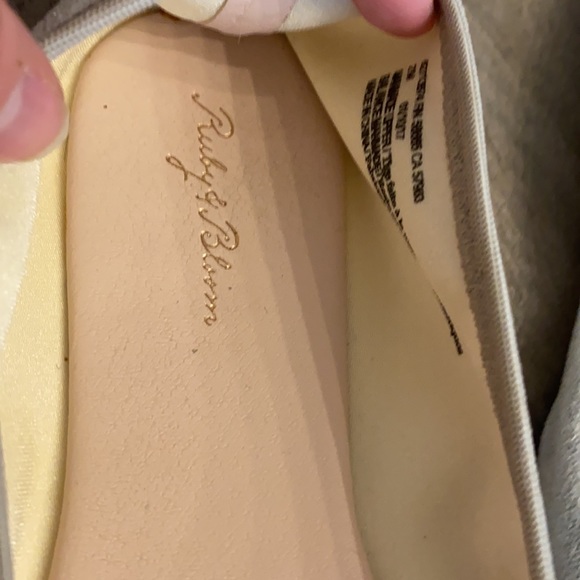 Ruby and Bloom Silver Dress Shoes - Picture 3 of 5